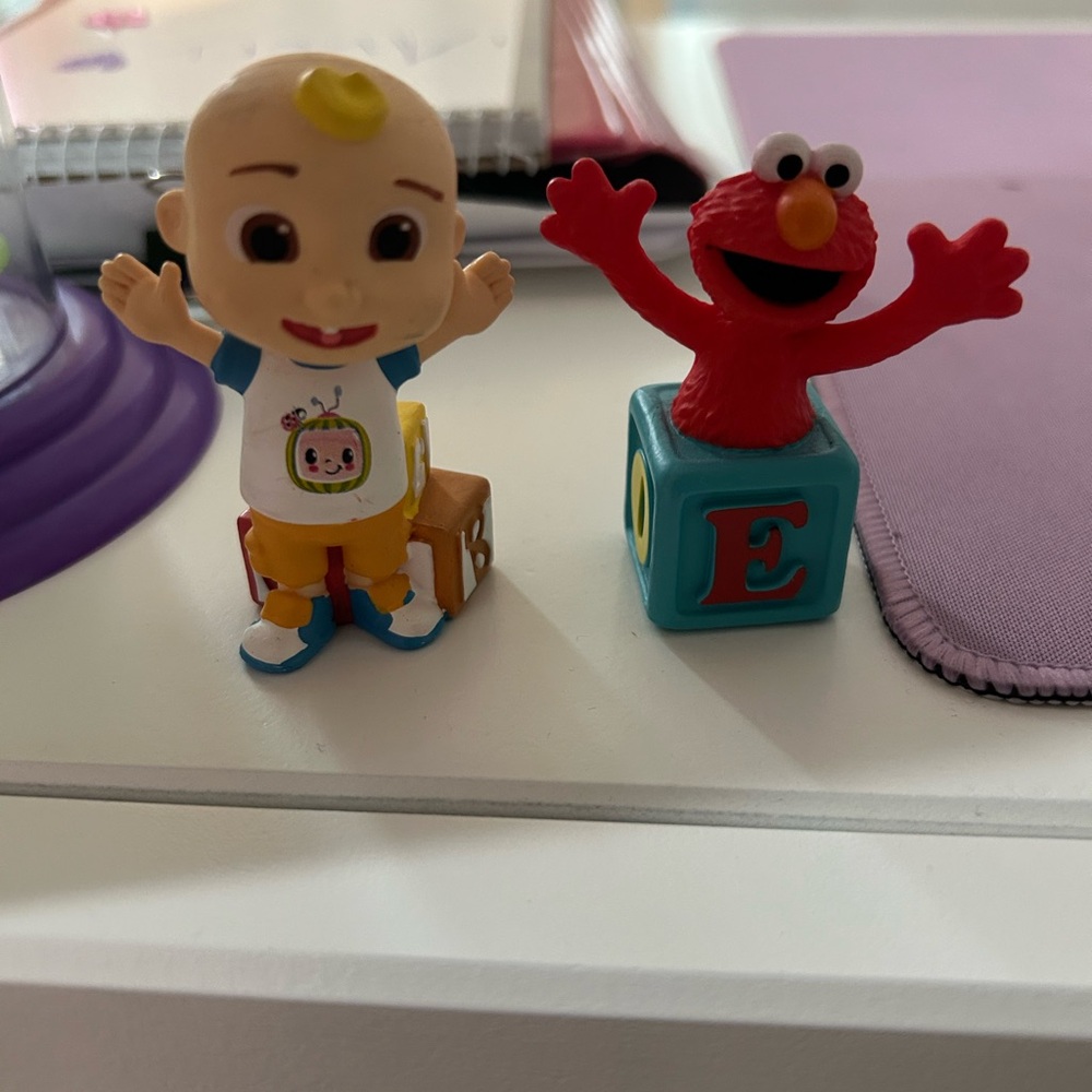 Tonies Box figurine Elmo. Good used condition.  ONLY ELMO AVAILABLE